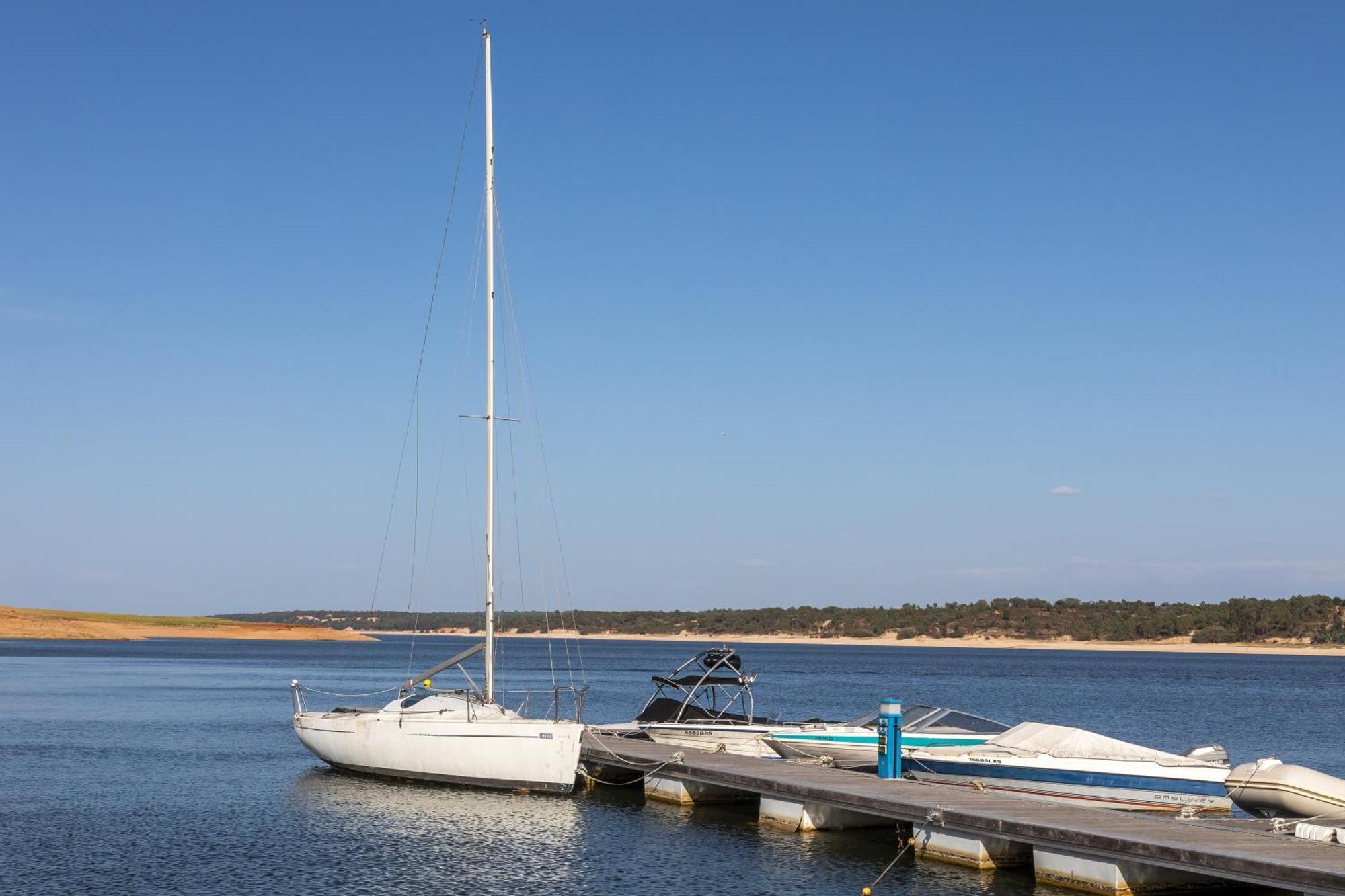 Ap Lago Montargil - Conference & Spa Экстерьер фото Boats at the marina